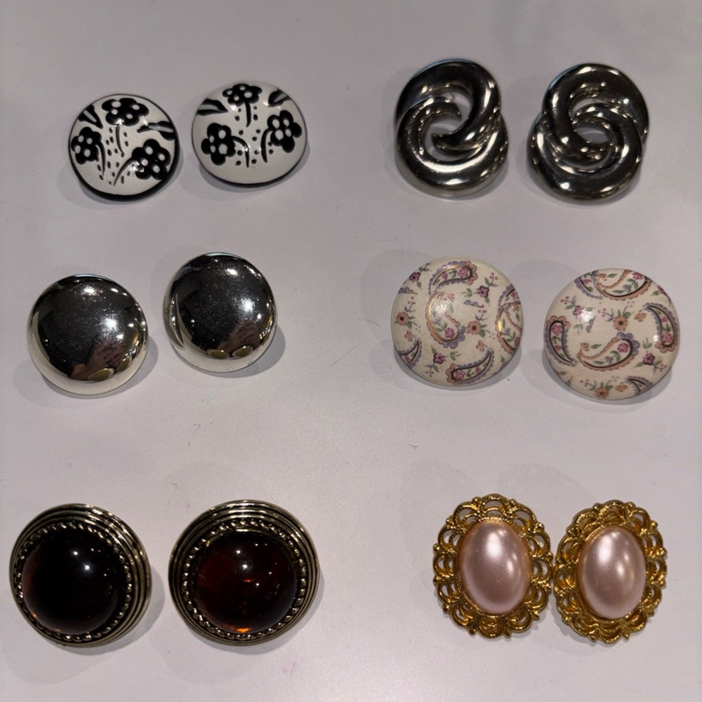 Vintage 80’s lot of 6 pair of fashion costume earrings